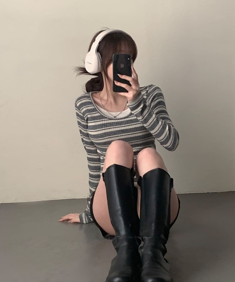 디프 스트라이프 일체형 레이어드 단가라 긴팔티셔츠 t 그레이