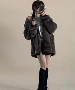 オーバーフィットフードファージャンパー BROWN