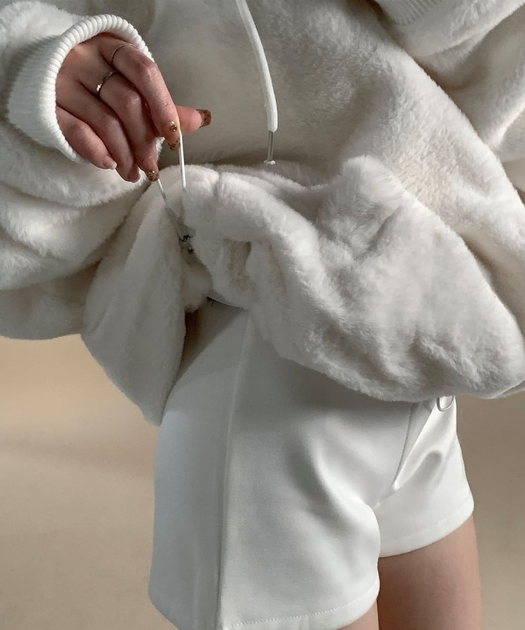 オーバーフィットフードファージャンパー IVORY