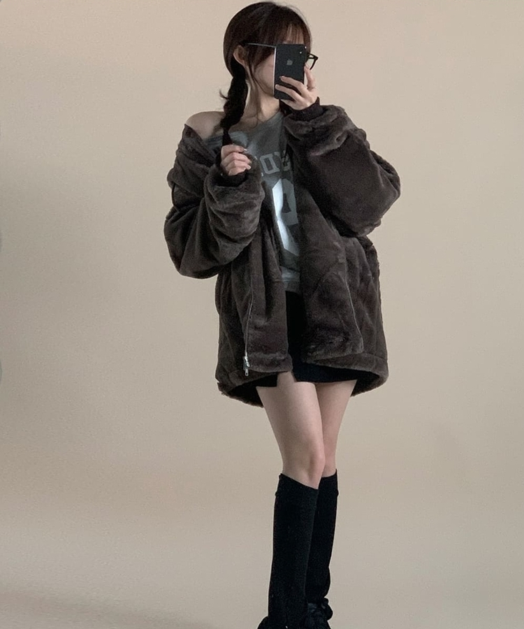 オーバーフィットフードファージャンパー BROWN