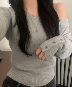 배론 버튼 포인트 원숄더 울 보카시 오프숄더 긴팔니트 그레이