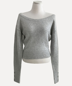 배론 버튼 포인트 원숄더 울 보카시 오프숄더 긴팔니트