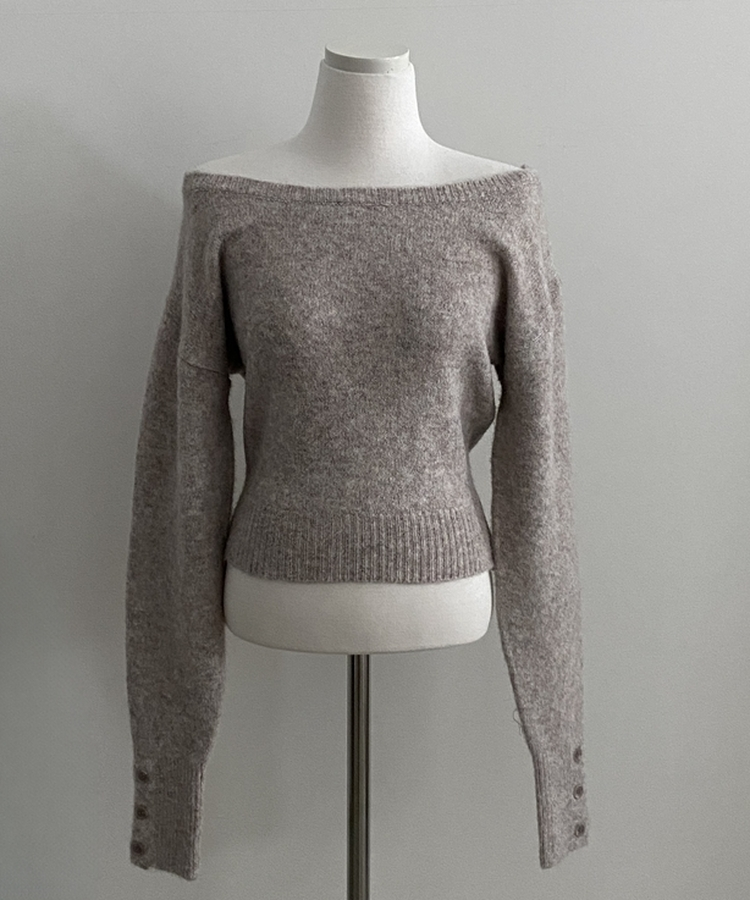 배론 버튼 포인트 원숄더 울 보카시 오프숄더 긴팔니트