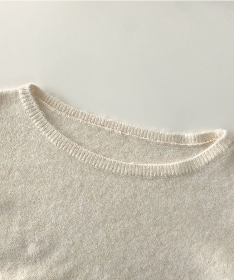 배론 버튼 포인트 원숄더 울 보카시 오프숄더 긴팔니트