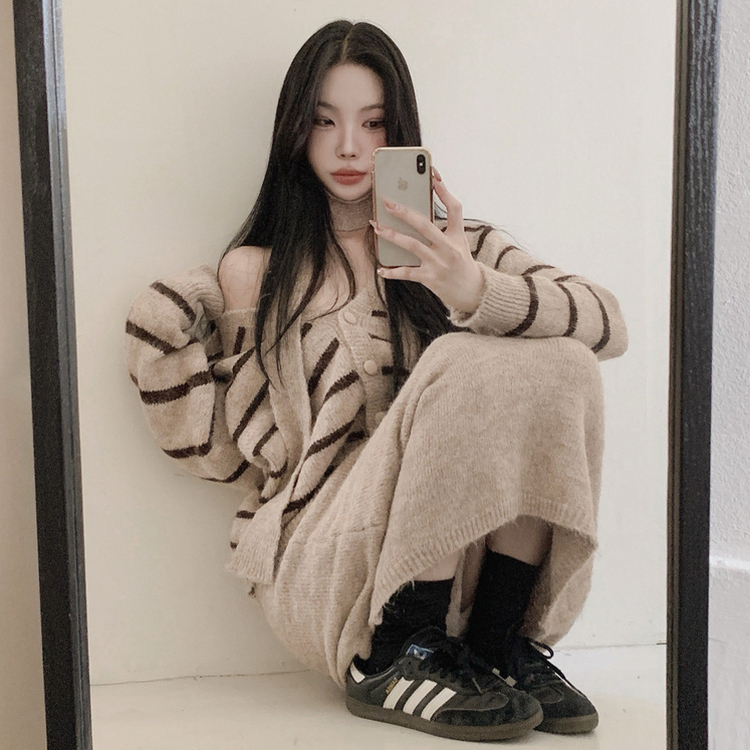 【SET マフラー付き】ストライプニットカーディガン ニットロングスカート BEIGE