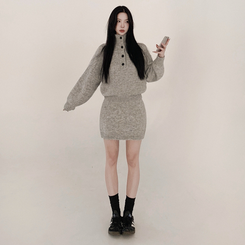 【SET】プチハイネックボタンニット ミニスカート LIGHT GRAY