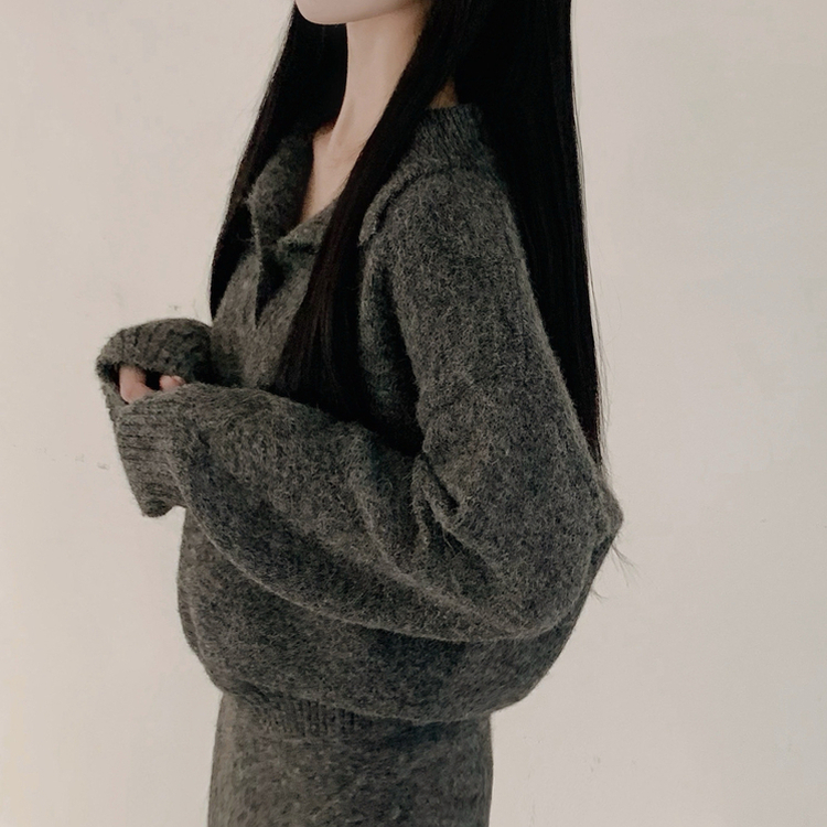 【SET】プチハイネックボタンニット ミニスカート CHARCOAL