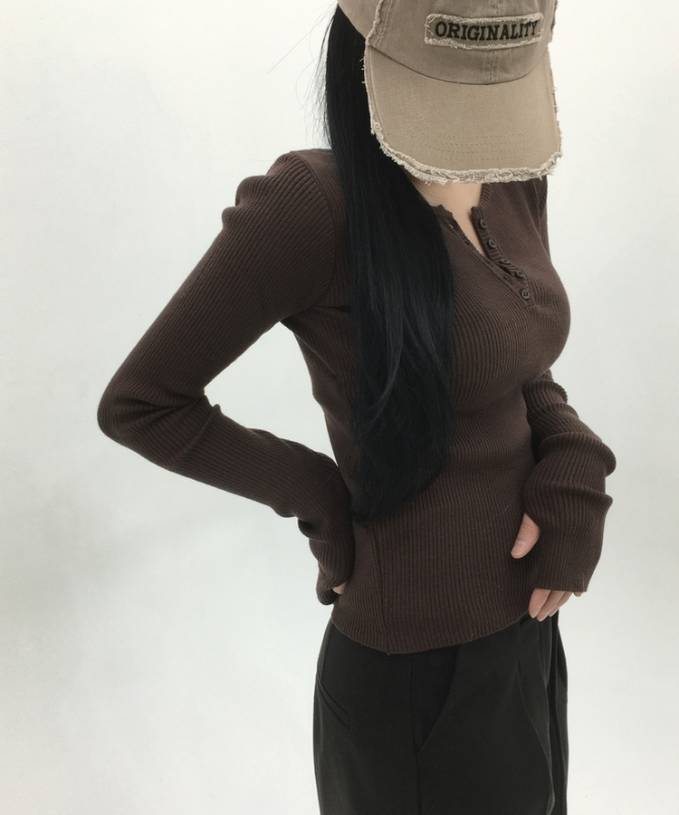 ボタンウォーマーリブスリムニット(5color) BROWN