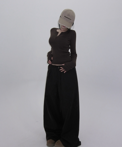 ヘビーウールピンタックスラックスパンツ BLACK