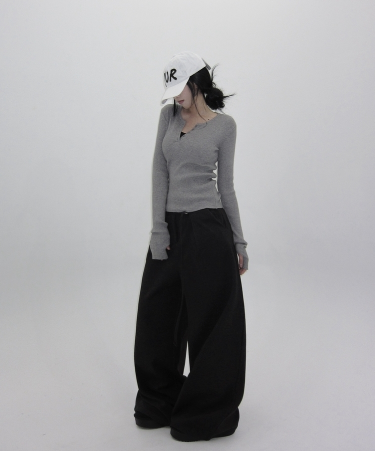 ヘビーウールピンタックスラックスパンツ BLACK