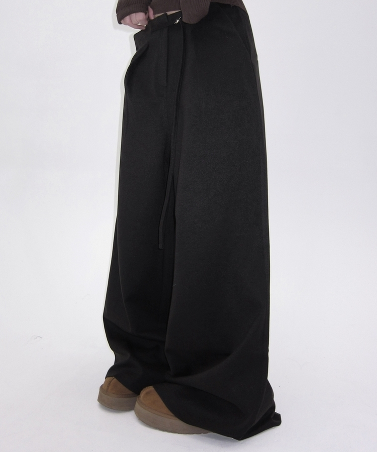 ヘビーウールピンタックスラックスパンツ BLACK