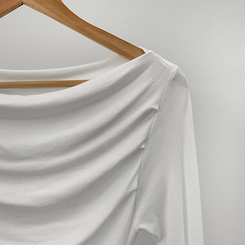 クロウ長袖Tシャツ