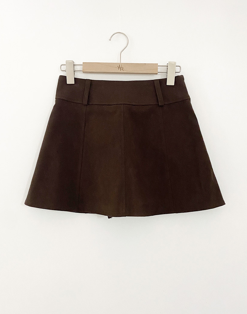 フェリーピーチミニスカート