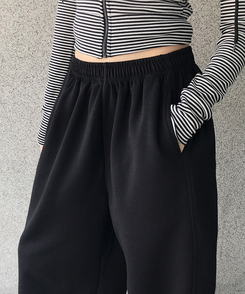 【丈別】サイドスリットストリングワイドトレーニングパンツ BLACK