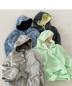 ハーフオープンボタンスフリースフード