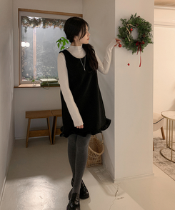 フリルレイヤードミニワンピース BLACK