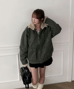 ウォッシングハイネックウールファージャケット KHAKI