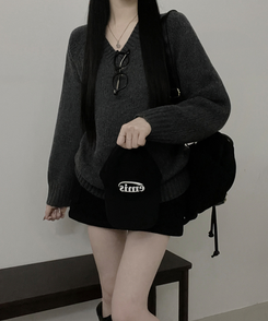 도톰아방핏벌룬하찌나그랑브이넥긴팔니트 차콜