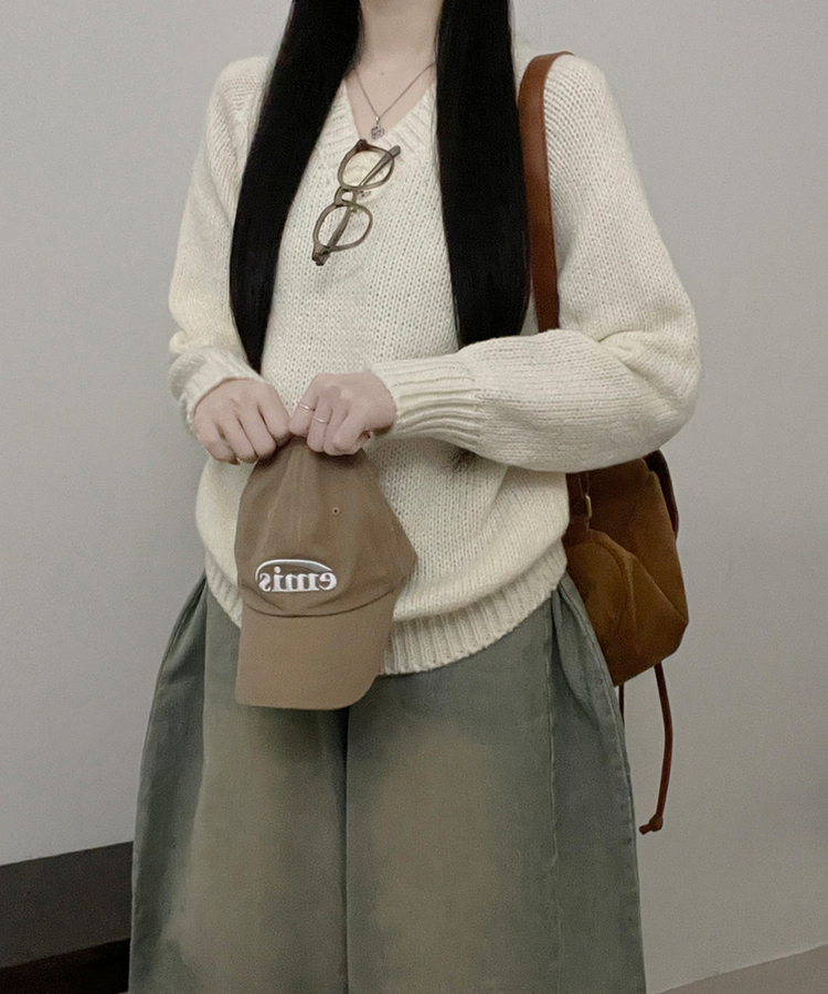 도톰아방핏벌룬하찌나그랑브이넥긴팔니트 아이