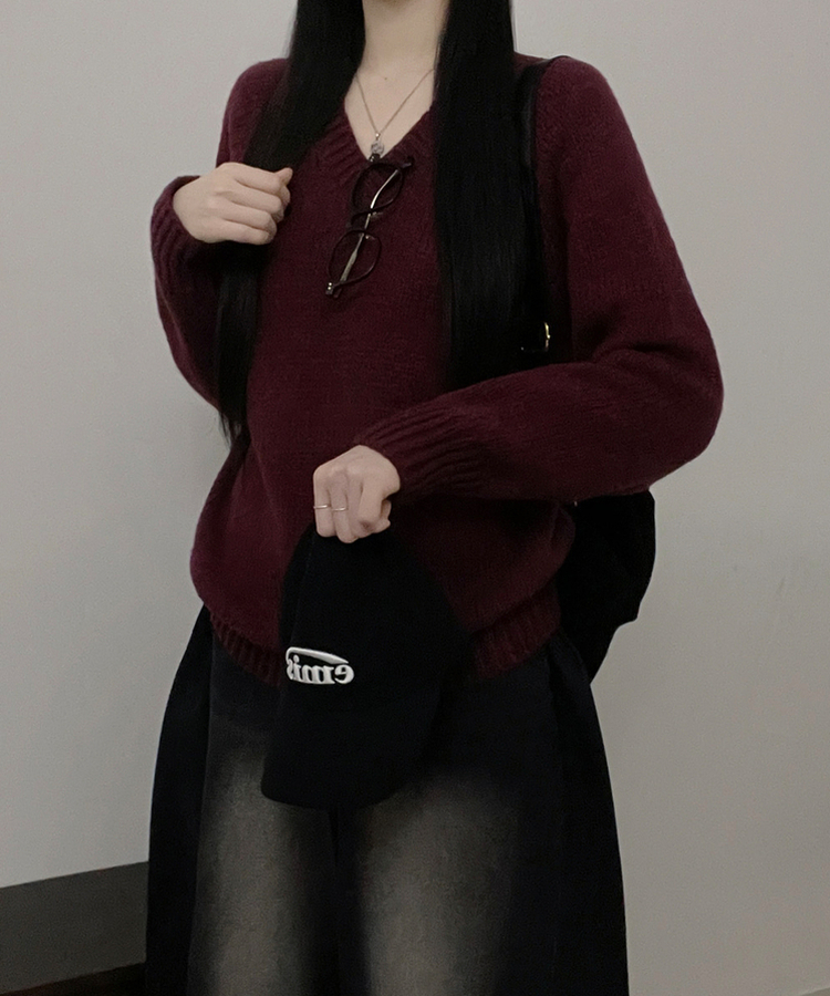 도톰아방핏벌룬하찌나그랑브이넥긴팔니트 와인