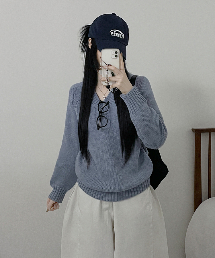 도톰아방핏벌룬하찌나그랑브이넥긴팔니트 소라