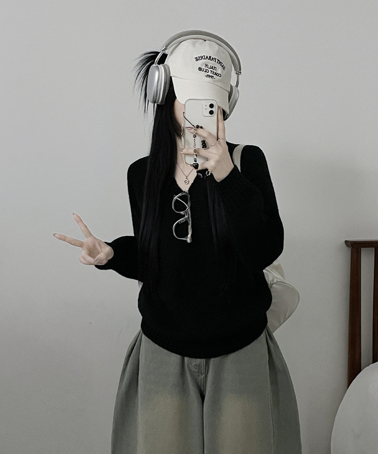 도톰아방핏벌룬하찌나그랑브이넥긴팔니트 블랙