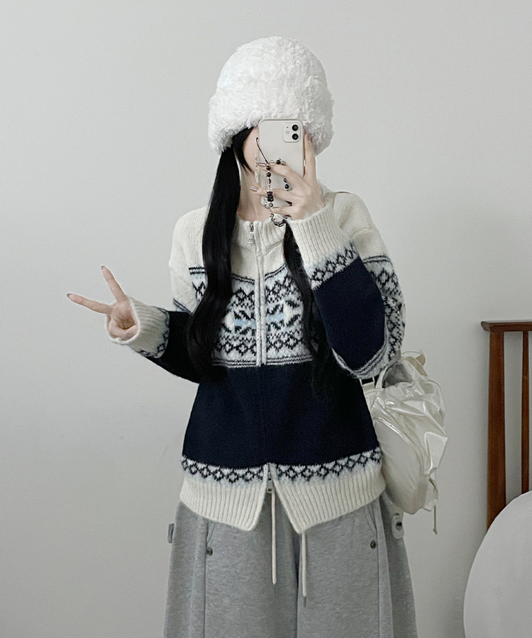 고퀄피티눈꽃스노우노르딕패턴오버핏니트집업