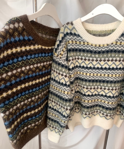 ピンキーノルディックニット