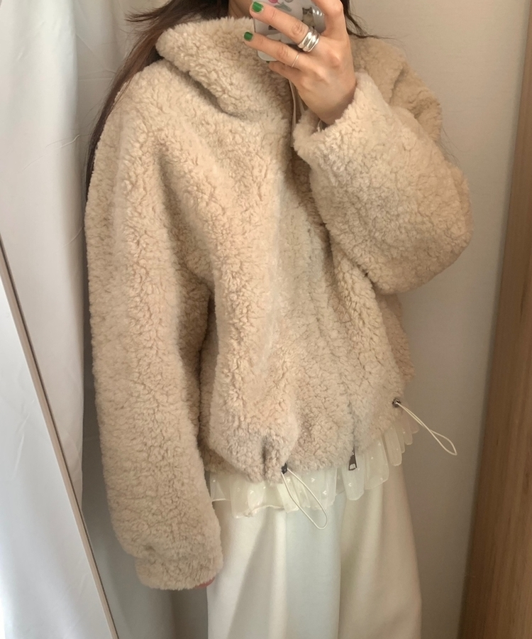 ファーストリングジップアップムスタン BEIGE