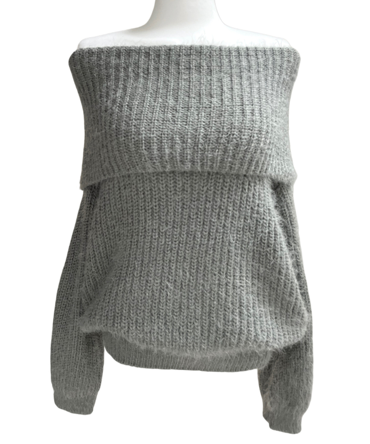 アンゴラファーオフニット