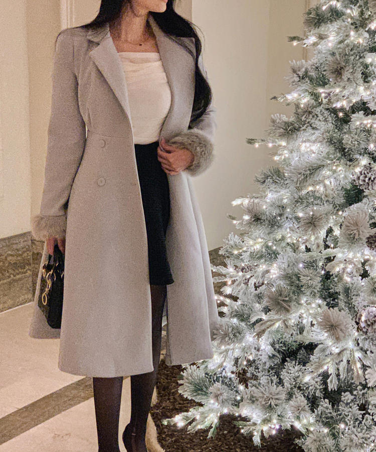 ダブルボタン袖ファー肩パッドロングコート SKYBLUE