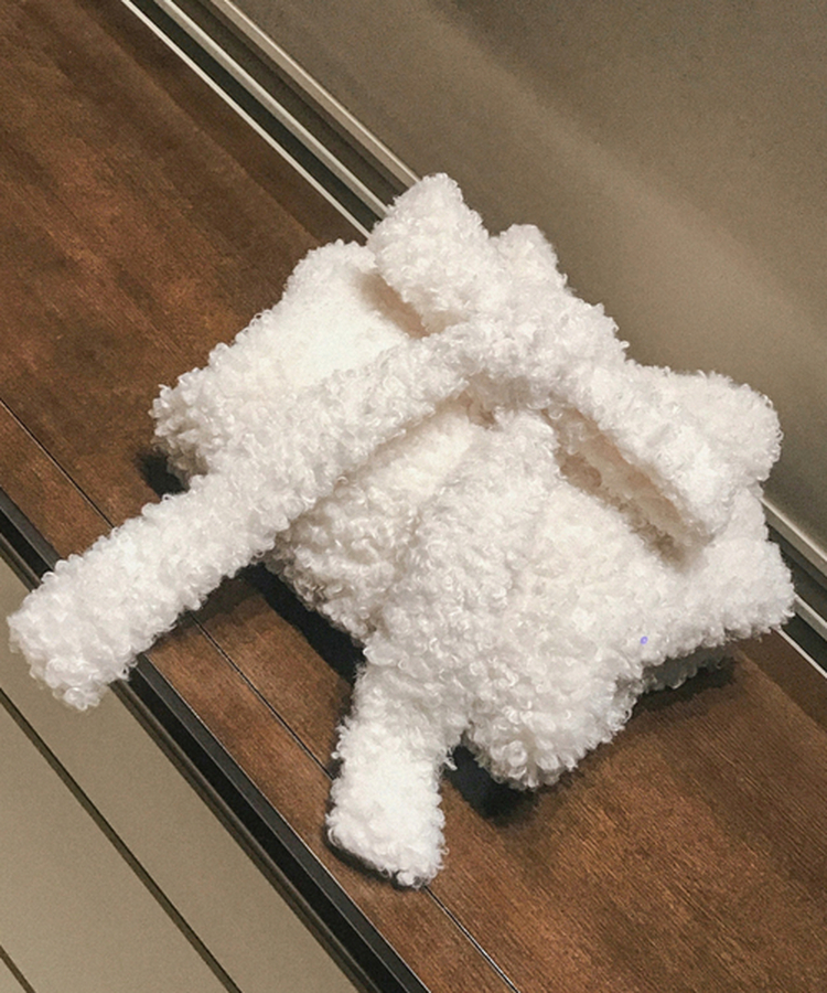 ハイネックスナップボタンファージャケット