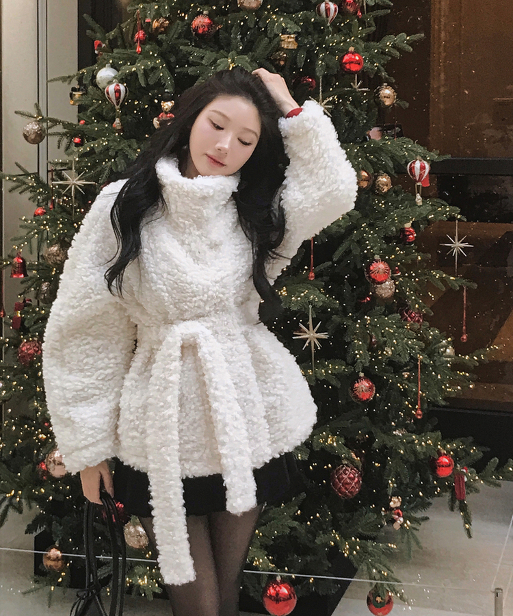 ハイネックスナップボタンファージャケット IVORY