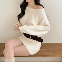 【ベルト付き】ワンショルダーボカシニットミニワンピース IVORY