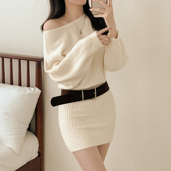 【ベルト付き】ワンショルダーボカシニットミニワンピース IVORY