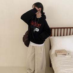 【起毛】バイカラーレタリングルーズフード BLACK