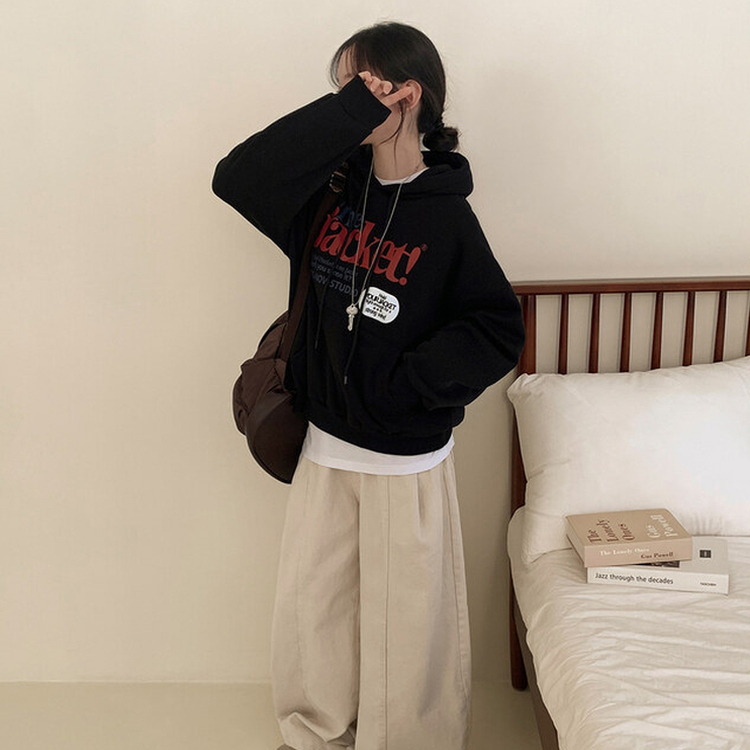 【起毛】バイカラーレタリングルーズフード BLACK