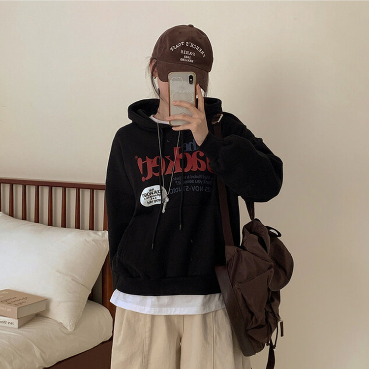 【起毛】バイカラーレタリングルーズフード BLACK