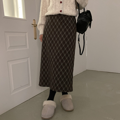 런던 기모 체크 밴딩 H라인 롱 스커트 브라운