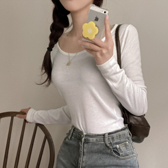 슈가 말랑 유넥 기모 긴팔 티셔츠 화이트