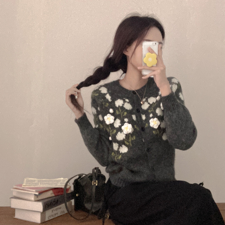 혜교 뜨개 포근 입체 꽃 자수 가디건 차콜