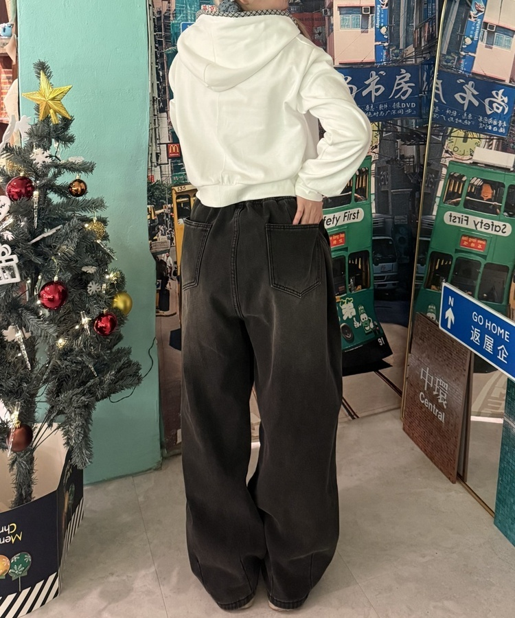 (융털기모) 벌룬 와이드 핀턱 데님 팬츠 흑청