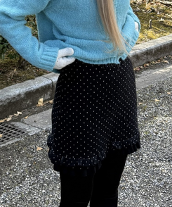 도트 러플 니트 미니 스커트 블랙