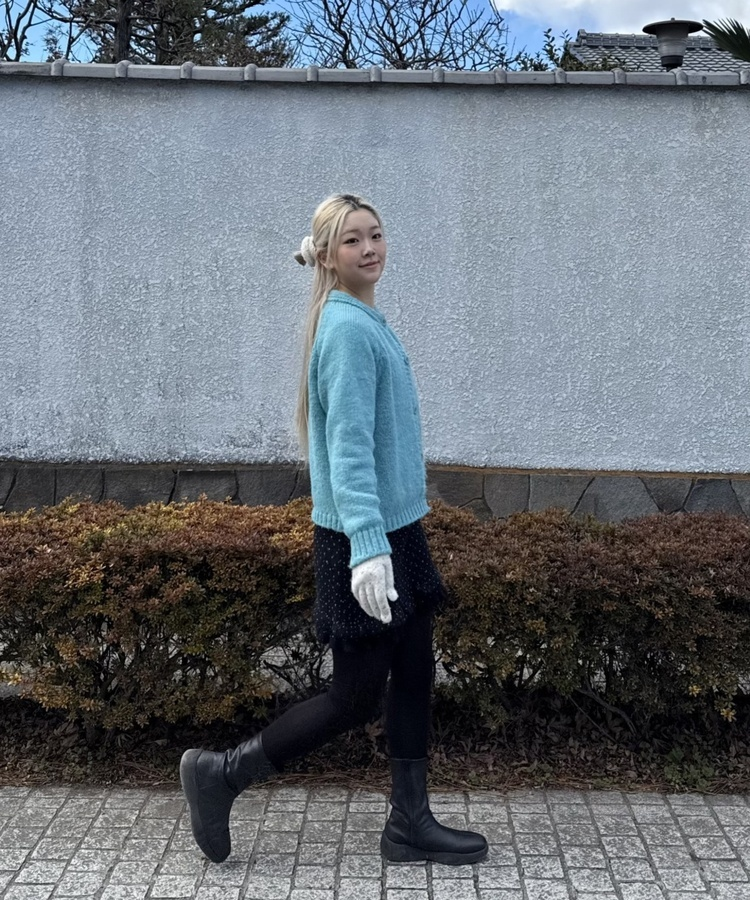 도트 러플 니트 미니 스커트 블랙