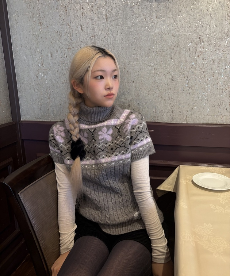 레이어드 반팔 폴라 니트 먹색