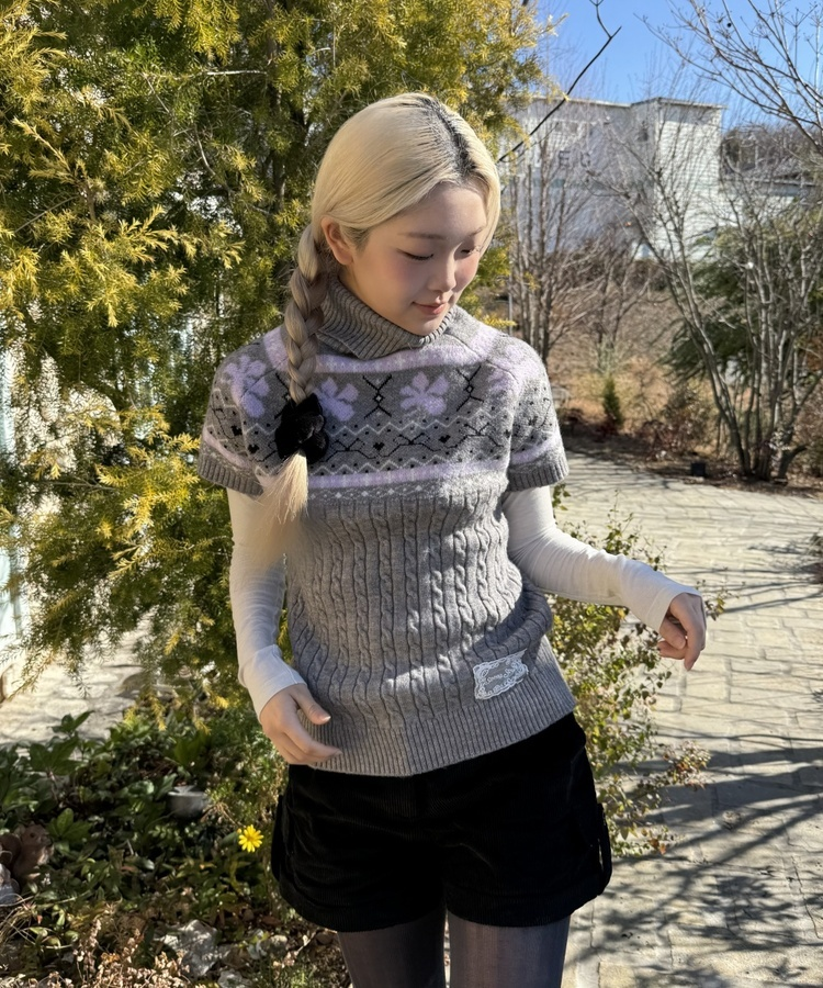 레이어드 반팔 폴라 니트 먹색