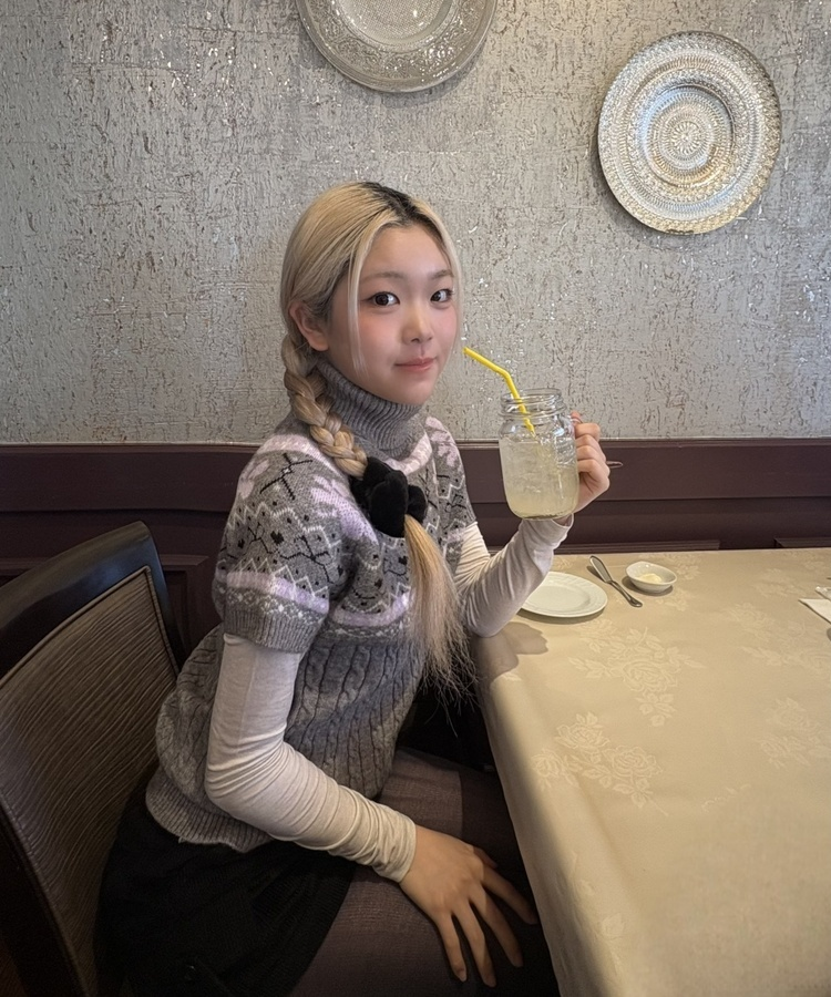 레이어드 반팔 폴라 니트 먹색