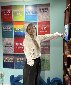 플라워 체크 후드 집업 아이보리