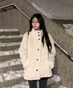 ハイネックツーボタンファーウールコート IVORY