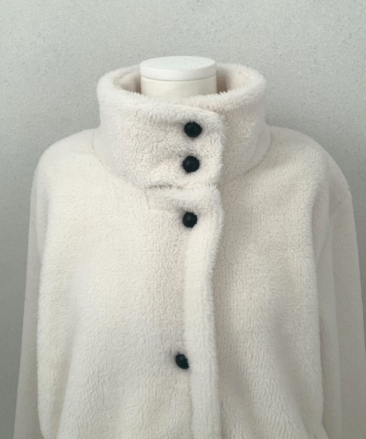 ハイネックツーボタンファーウールコート